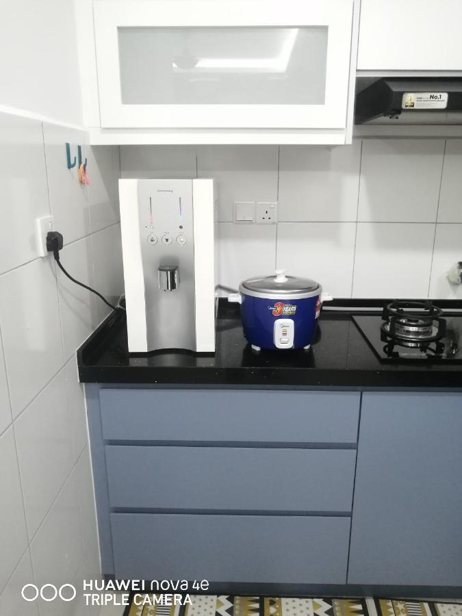 Kasturi *